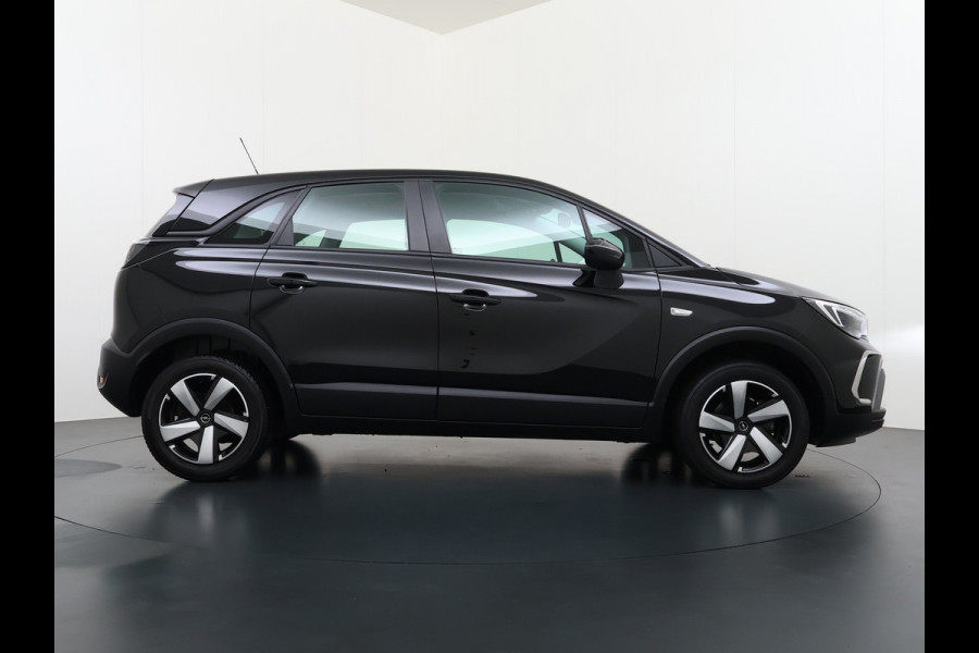 Opel Crossland T 131PK AUT-6 Apple Carplay Android Auto Navi* Ecc Cruise Control Camera Stoel+Stuurverwarming Pdc Elegance DAB Bluetooth Lane Assist Led Winter Pakket Parkeer Pakket Mooie en complete Opel Crossland! € 32.000 nieuw! EURO6
