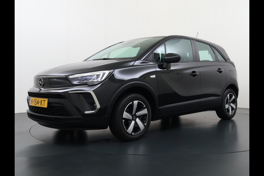 Opel Crossland T 131PK AUT-6 Apple Carplay Android Auto Navi* Ecc Cruise Control Camera Stoel+Stuurverwarming Pdc Elegance DAB Bluetooth Lane Assist Led Winter Pakket Parkeer Pakket Mooie en complete Opel Crossland! € 32.000 nieuw! EURO6