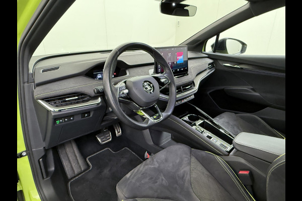 Škoda Enyaq Coupé iV *GERESERVEERD* 82 RS 300PK 4WD Pano-Dak Lmv 21" W-pomp Led-Matrix Adaptive-Cr Sportst-+Elektr+Geheugen+Verwarmd Camera Leer/Alcantara Navi Ecc  Adaptive-Onderstel Keyless Elektrische Achterklep DAB Stoelverwarming V+A   Premium Audio Stuurverwarming AWD Origineel Nederlandse Auto in Nieuwstaat ! 1e Eigenaar Nieuwprijs €63.880,- Škoda Enyaq Coupé iV *GERESERVEERD* 82 RS 300PK 4WD Pano-Dak Lmv 21" W-pomp Led-Matrix Adaptive-Cr Sportst-+Elektr+Geheugen+Verwarmd Camera Leer/Alcantara Navi Ecc  Adaptive-Onderstel Keyless Elektrische Achterklep DAB Stoelverwarming V+A   Premium Audio Stuurverwarming AWD Origineel Nederlandse Auto in Nieuwstaat ! 1e Eigenaar Nieuwprijs €63.880,-