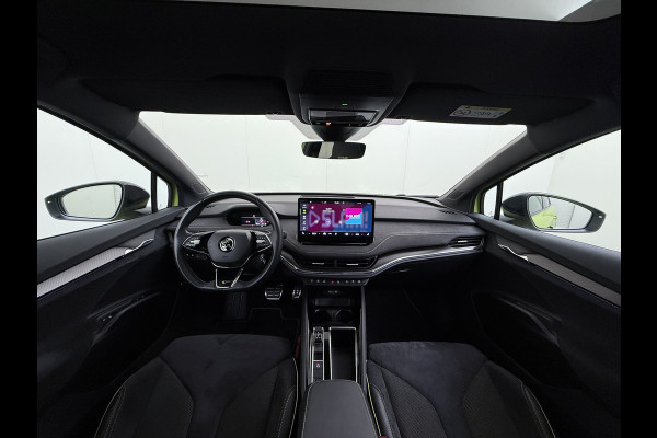 Škoda Enyaq Coupé iV *GERESERVEERD* 82 RS 300PK 4WD Pano-Dak Lmv 21" W-pomp Led-Matrix Adaptive-Cr Sportst-+Elektr+Geheugen+Verwarmd Camera Leer/Alcantara Navi Ecc  Adaptive-Onderstel Keyless Elektrische Achterklep DAB Stoelverwarming V+A   Premium Audio Stuurverwarming AWD Origineel Nederlandse Auto in Nieuwstaat ! 1e Eigenaar Nieuwprijs €63.880,- Škoda Enyaq Coupé iV *GERESERVEERD* 82 RS 300PK 4WD Pano-Dak Lmv 21" W-pomp Led-Matrix Adaptive-Cr Sportst-+Elektr+Geheugen+Verwarmd Camera Leer/Alcantara Navi Ecc  Adaptive-Onderstel Keyless Elektrische Achterklep DAB Stoelverwarming V+A   Premium Audio Stuurverwarming AWD Origineel Nederlandse Auto in Nieuwstaat ! 1e Eigenaar Nieuwprijs €63.880,-