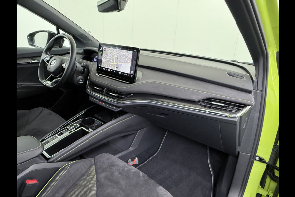 Škoda Enyaq Coupé iV *GERESERVEERD* 82 RS 300PK 4WD Pano-Dak Lmv 21" W-pomp Led-Matrix Adaptive-Cr Sportst-+Elektr+Geheugen+Verwarmd Camera Leer/Alcantara Navi Ecc  Adaptive-Onderstel Keyless Elektrische Achterklep DAB Stoelverwarming V+A   Premium Audio Stuurverwarming AWD Origineel Nederlandse Auto in Nieuwstaat ! 1e Eigenaar Nieuwprijs €63.880,- Škoda Enyaq Coupé iV *GERESERVEERD* 82 RS 300PK 4WD Pano-Dak Lmv 21" W-pomp Led-Matrix Adaptive-Cr Sportst-+Elektr+Geheugen+Verwarmd Camera Leer/Alcantara Navi Ecc  Adaptive-Onderstel Keyless Elektrische Achterklep DAB Stoelverwarming V+A   Premium Audio Stuurverwarming AWD Origineel Nederlandse Auto in Nieuwstaat ! 1e Eigenaar Nieuwprijs €63.880,-