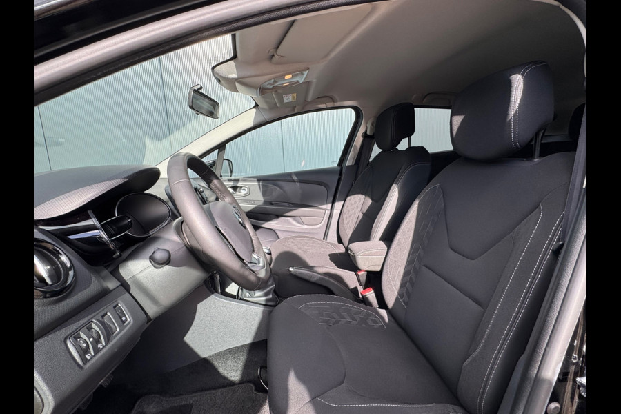 Renault Clio Estate 0.9 TCe Limited * Navigatie * Parkeersensoren * Cruise Control *