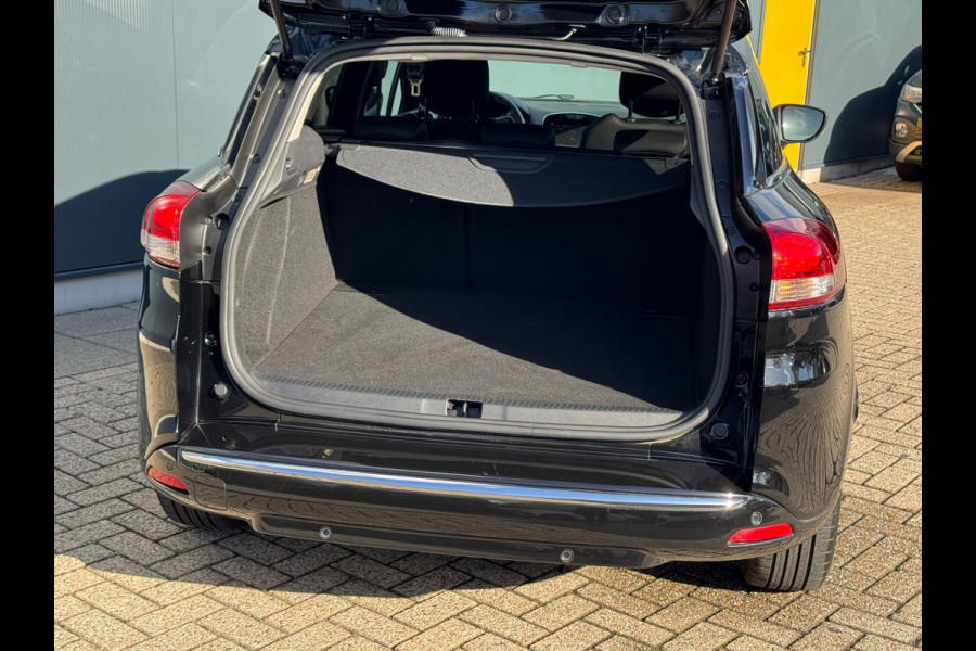 Renault Clio Estate 0.9 TCe Limited * Navigatie * Parkeersensoren * Cruise Control *