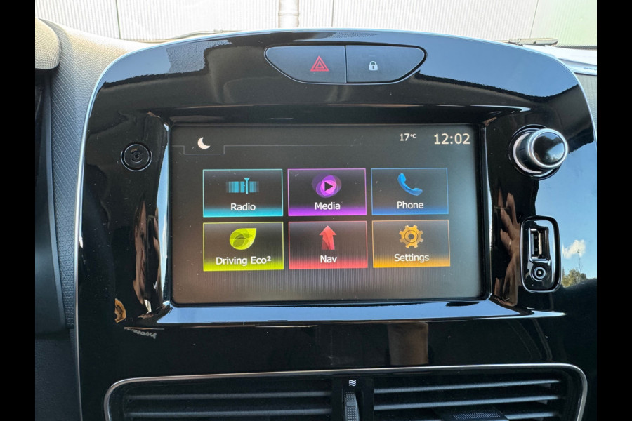 Renault Clio Estate 0.9 TCe Limited * Navigatie * Parkeersensoren * Cruise Control *