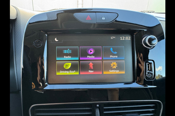 Renault Clio Estate 0.9 TCe Limited * Navigatie * Parkeersensoren * Cruise Control *