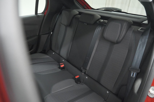 Peugeot 208 PureTech 100 Allure Pack | Camera | Stoelverwarming | Apple Carplay | Parkeersensoren Peugeot 208 PureTech 100 Allure Pack | Camera | Stoelverwarming | Apple Carplay | Parkeersensoren