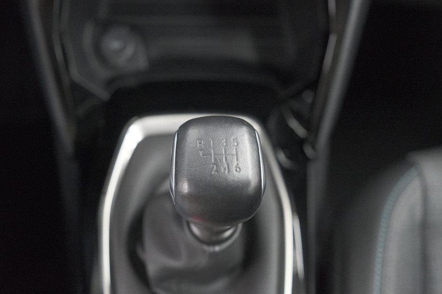 Peugeot 208 PureTech 100 Allure Pack | Camera | Stoelverwarming | Apple Carplay | Parkeersensoren Peugeot 208 PureTech 100 Allure Pack | Camera | Stoelverwarming | Apple Carplay | Parkeersensoren