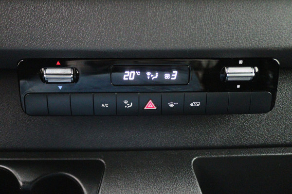 Mercedes-Benz Sprinter 315 CDI L2H2 Automaat 3-Zits, Airco, Cruise, Camera, Apple Carplay, DAB, PDC, 18''