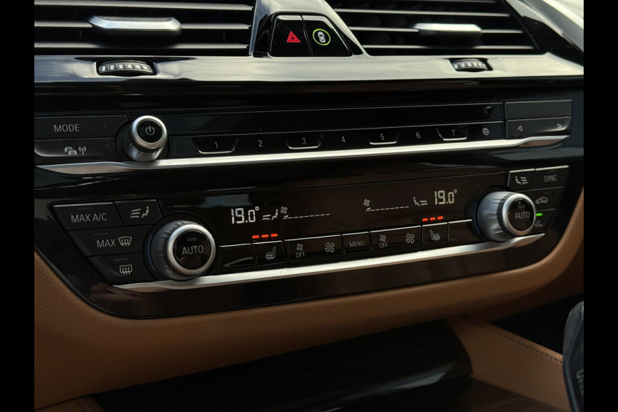 BMW 5 Serie Touring 520i Aut. M-Sport | Panorama | Trekhaak | Memory | Leder | Full options