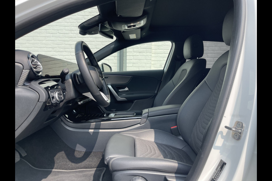 Mercedes-Benz A-Klasse 180 Luxury Line | Facelift | Pano | Ambiente | Camera | CarPlay | LED | Keyless | DAB+