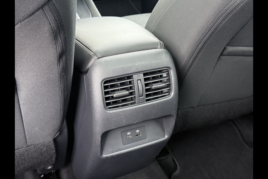 Nissan QASHQAI AUT T 158PK MHEV N-Connecta Pano-dak 360°Camera Adaptieve Cruise Hybrid Apple Carplay Android Auto Navi Ecc Pdc DAB Lmv Led Bluetooth Privacy Glas Wifi Xtronic N-Connecta Origineel Nederlandse Auto Nieuwprijs van €44.540,-