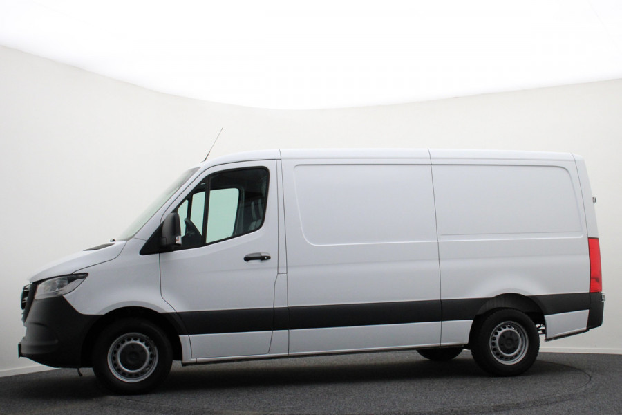 Mercedes-Benz Sprinter 317 CDI Aut. L2H1 Leer, Standkachel, Camera, 3-Zits, Airco, Cruise, Apple Carplay, DAB
