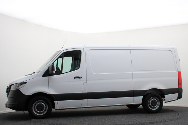 Mercedes-Benz Sprinter 317 CDI Aut. L2H1 Leer, Standkachel, Camera, 3-Zits, Airco, Cruise, Apple Carplay, DAB