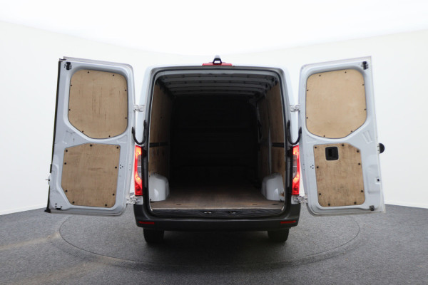 Mercedes-Benz Sprinter 317 CDI Aut. L2H1 Leer, Standkachel, Camera, 3-Zits, Airco, Cruise, Apple Carplay, DAB