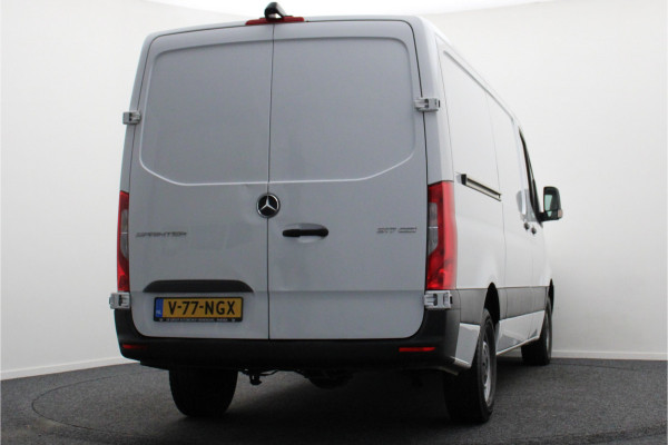 Mercedes-Benz Sprinter 317 CDI Aut. L2H1 Leer, Standkachel, Camera, 3-Zits, Airco, Cruise, Apple Carplay, DAB