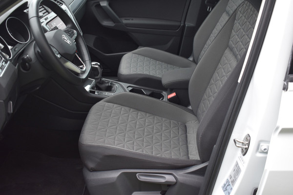 Volkswagen Tiguan 1.5 TSI Life Automaat Navigatie/carplay