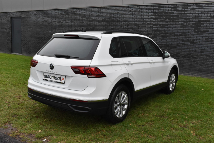 Volkswagen Tiguan 1.5 TSI Life Automaat Navigatie/carplay