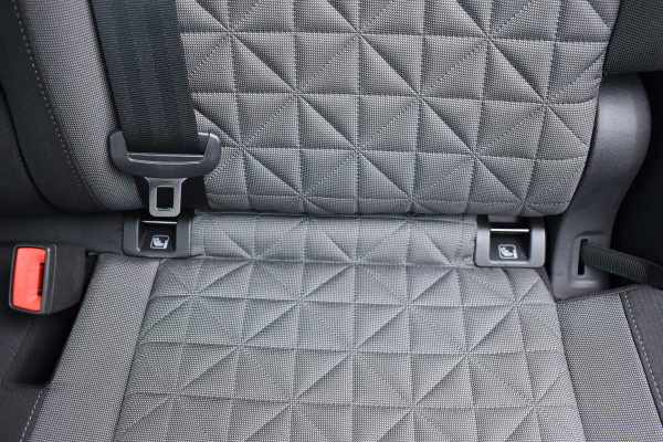 Volkswagen Tiguan 1.5 TSI Life Automaat Navigatie/carplay