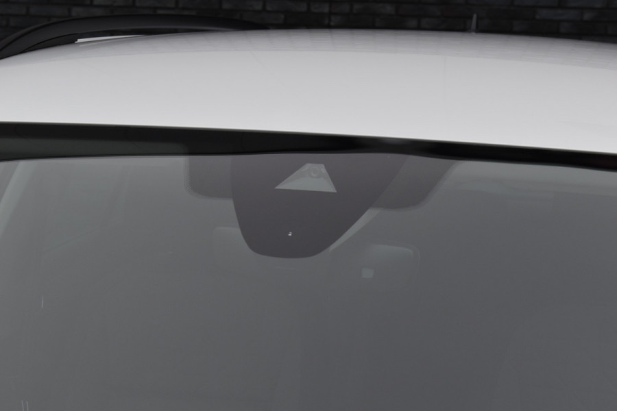 Volkswagen Tiguan 1.5 TSI Life Automaat Navigatie/carplay