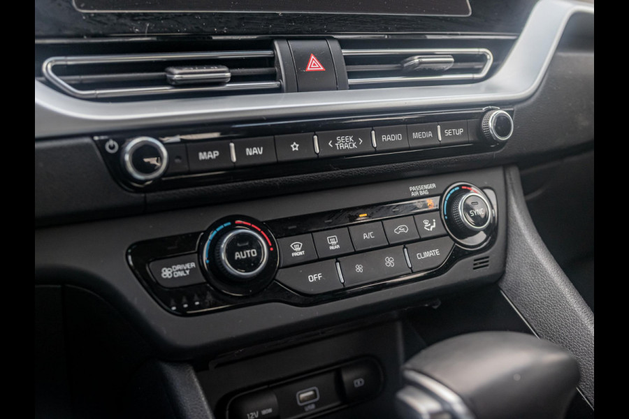 Kia Niro 1.6 GDi Hybrid DynamicLine l navigatie l volledig onderhouden l achterrijcamera l