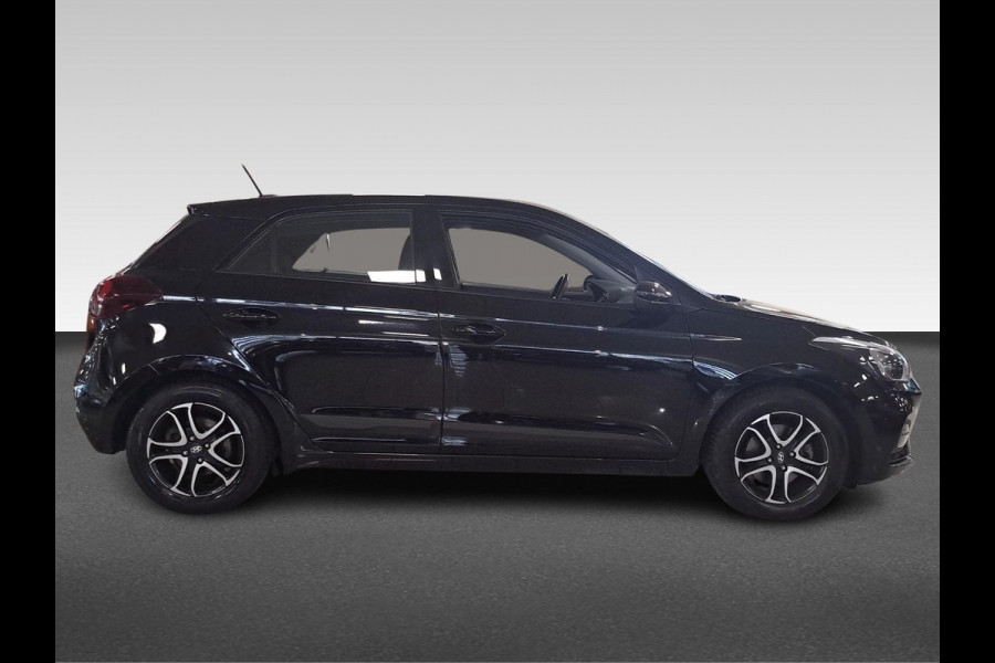 Hyundai i20 1.0 T-GDI Comfort Dealer onderhouden! Incl. Lichtmetalen velgen | Cruise control | Achteruitrijcamera | Trekhaak | Apple carplay & Android auto Hyundai i20 1.0 T-GDI Comfort Dealer onderhouden! Incl. Lichtmetalen velgen | Cruise control | Achteruitrijcamera | Trekhaak | Apple carplay & Android auto