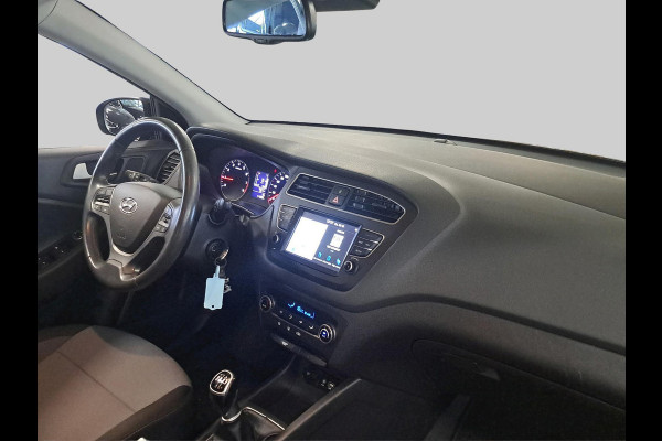 Hyundai i20 1.0 T-GDI Comfort Dealer onderhouden! Incl. Lichtmetalen velgen | Cruise control | Achteruitrijcamera | Trekhaak | Apple carplay & Android auto Hyundai i20 1.0 T-GDI Comfort Dealer onderhouden! Incl. Lichtmetalen velgen | Cruise control | Achteruitrijcamera | Trekhaak | Apple carplay & Android auto