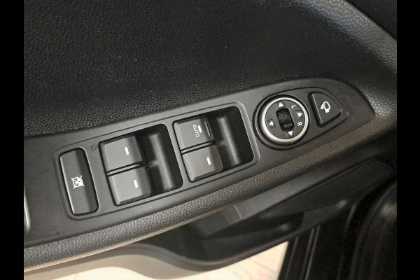 Hyundai i20 1.0 T-GDI Comfort Dealer onderhouden! Incl. Lichtmetalen velgen | Cruise control | Achteruitrijcamera | Trekhaak | Apple carplay & Android auto Hyundai i20 1.0 T-GDI Comfort Dealer onderhouden! Incl. Lichtmetalen velgen | Cruise control | Achteruitrijcamera | Trekhaak | Apple carplay & Android auto