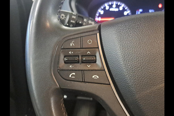 Hyundai i20 1.0 T-GDI Comfort Dealer onderhouden! Incl. Lichtmetalen velgen | Cruise control | Achteruitrijcamera | Trekhaak | Apple carplay & Android auto Hyundai i20 1.0 T-GDI Comfort Dealer onderhouden! Incl. Lichtmetalen velgen | Cruise control | Achteruitrijcamera | Trekhaak | Apple carplay & Android auto