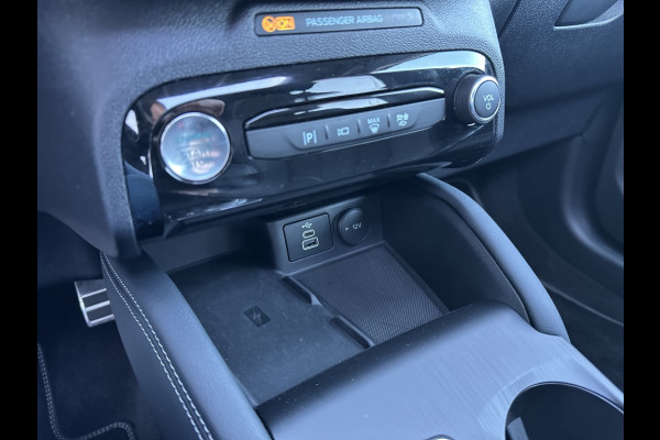 Ford Kuga 2.5 PHEV Active X TREKHAAK! TECHPACK! WINTERPACK! Ford Kuga 2.5 PHEV Active X TREKHAAK! TECHPACK! WINTERPACK!