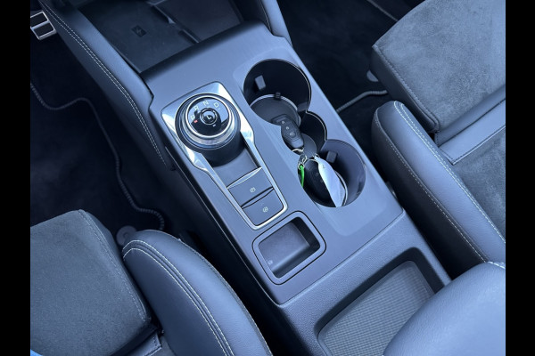 Ford Kuga 2.5 PHEV Active X TREKHAAK! TECHPACK! WINTERPACK! Ford Kuga 2.5 PHEV Active X TREKHAAK! TECHPACK! WINTERPACK!