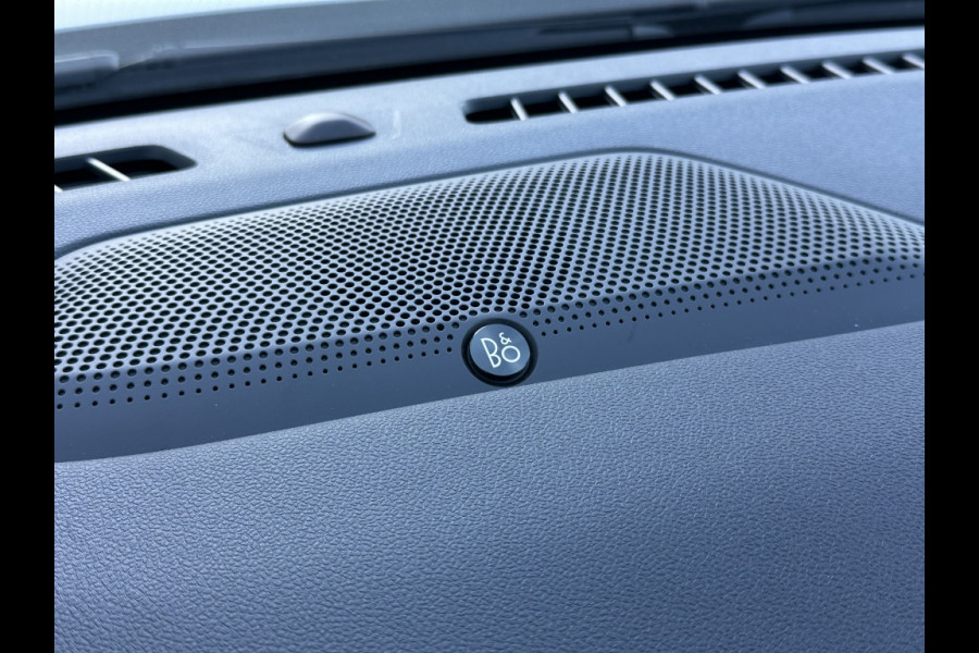 Ford Kuga 2.5 PHEV Active X TREKHAAK! TECHPACK! WINTERPACK! Ford Kuga 2.5 PHEV Active X TREKHAAK! TECHPACK! WINTERPACK!