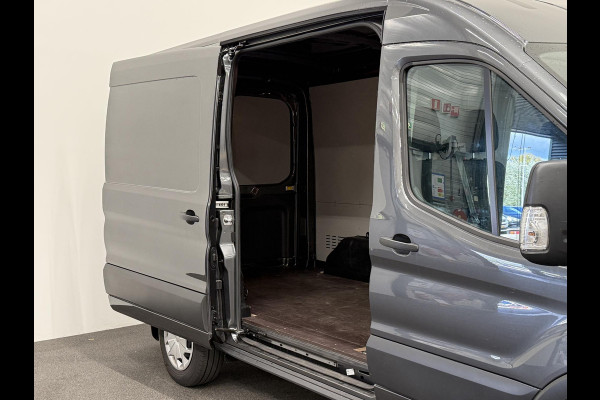 Ford Transit 310 L2H2 Trend Automaat Airco Bluetooth Camera Cruise Control Ford Transit 310 L2H2 Trend Automaat Airco Bluetooth Camera Cruise Control