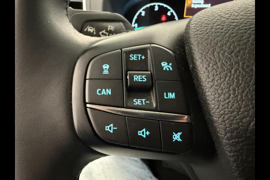 Ford Transit 310 L2H2 Trend Automaat Airco Bluetooth Camera Cruise Control Ford Transit 310 L2H2 Trend Automaat Airco Bluetooth Camera Cruise Control