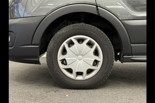 Ford Transit 310 L2H2 Trend Automaat Airco Bluetooth Camera Cruise Control Ford Transit 310 L2H2 Trend Automaat Airco Bluetooth Camera Cruise Control