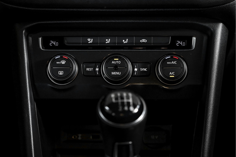 Volkswagen Tiguan 1.4 TSI Comfortline 125 PK | Elek. Trekhaak | Cruise | PDC | NAV | ECC | LM 20" | Volkswagen Tiguan 1.4 TSI Comfortline 125 PK | Elek. Trekhaak | Cruise | PDC | NAV | ECC | LM 20" |