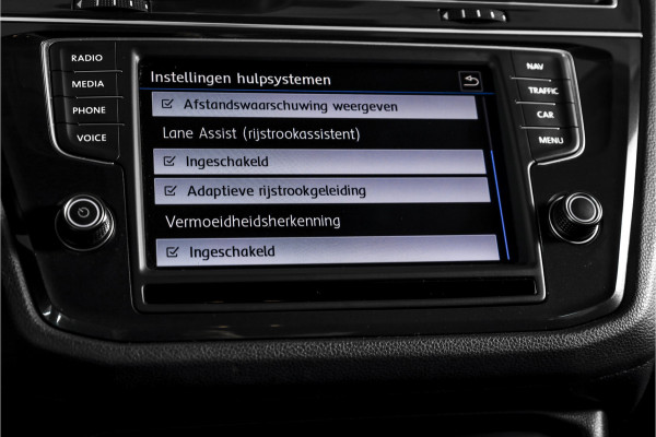 Volkswagen Tiguan 1.4 TSI Comfortline 125 PK | Elek. Trekhaak | Cruise | PDC | NAV | ECC | LM 20" | Volkswagen Tiguan 1.4 TSI Comfortline 125 PK | Elek. Trekhaak | Cruise | PDC | NAV | ECC | LM 20" |