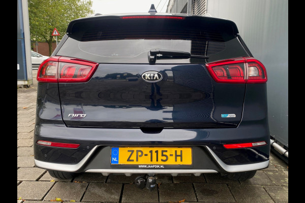 Kia Niro BWJ 2019 | 1.6 GDi 142PK Hybrid DynamicLine | TREKHAAK | LEDER | CLIMA | NAVI | CAMERA | CARPLAY | PRIVACY GLASS | Kia Niro BWJ 2019 | 1.6 GDi 142PK Hybrid DynamicLine | TREKHAAK | LEDER | CLIMA | NAVI | CAMERA | CARPLAY | PRIVACY GLASS |