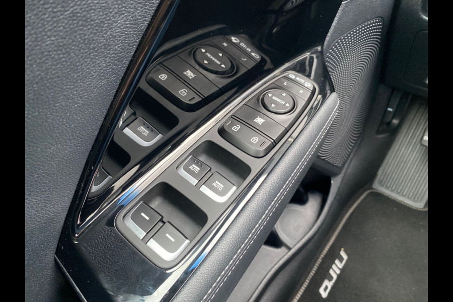 Kia Niro BWJ 2019 | 1.6 GDi 142PK Hybrid DynamicLine | TREKHAAK | LEDER | CLIMA | NAVI | CAMERA | CARPLAY | PRIVACY GLASS | Kia Niro BWJ 2019 | 1.6 GDi 142PK Hybrid DynamicLine | TREKHAAK | LEDER | CLIMA | NAVI | CAMERA | CARPLAY | PRIVACY GLASS |