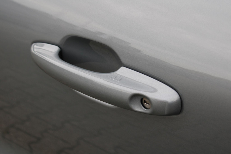 Ford Kuga 2.5 FHEV ST-Line X 190pk | 4WD | Driver Assistance Pack | Panorama dak | Winterpack | Technology Pack | Geen Stekker nodig | 2.100kg Trekgewicht | All Weather Banden