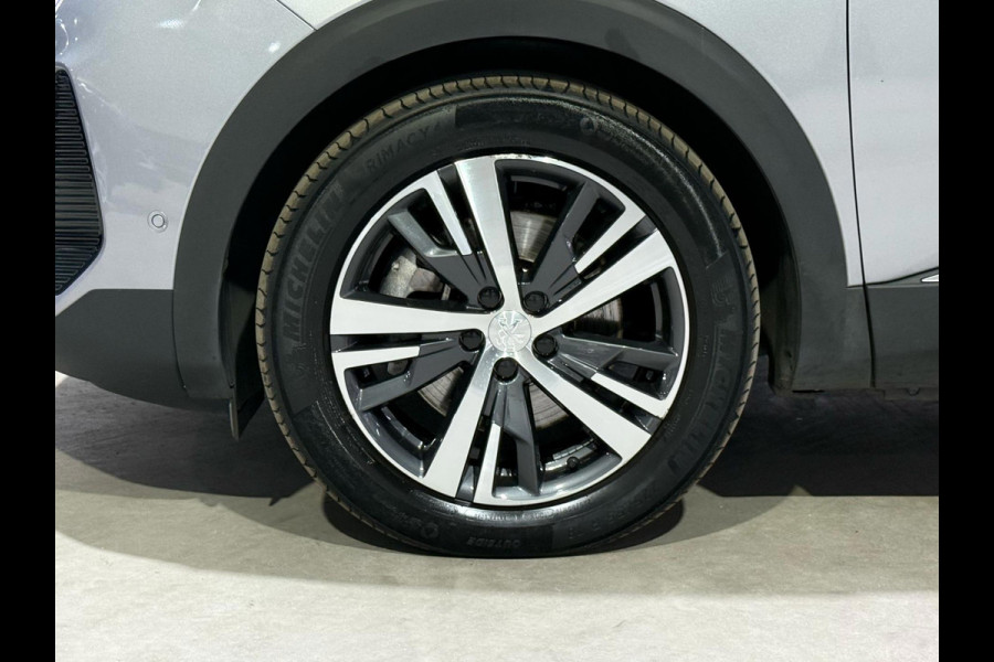 Peugeot 3008 1.6 HYbrid 225 Allure/CAMERA/ACC/NAVI/APPLECARPLAY
