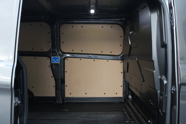 Ford Transit Custom 320 2.0 TDCI L2H1 Sport 185pk - ACC - Trekhaak - Navi - Camera - Stoelverwarming - Blind spot - Xenon - Rijklaar Ford Transit Custom 320 2.0 TDCI L2H1 Sport 185pk - ACC - Trekhaak - Navi - Camera - Stoelverwarming - Blind spot - Xenon - Rijklaar