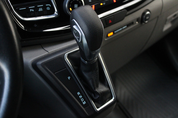 Ford Transit Custom 320 2.0 TDCI L2H1 Sport 185pk - ACC - Trekhaak - Navi - Camera - Stoelverwarming - Blind spot - Xenon - Rijklaar Ford Transit Custom 320 2.0 TDCI L2H1 Sport 185pk - ACC - Trekhaak - Navi - Camera - Stoelverwarming - Blind spot - Xenon - Rijklaar