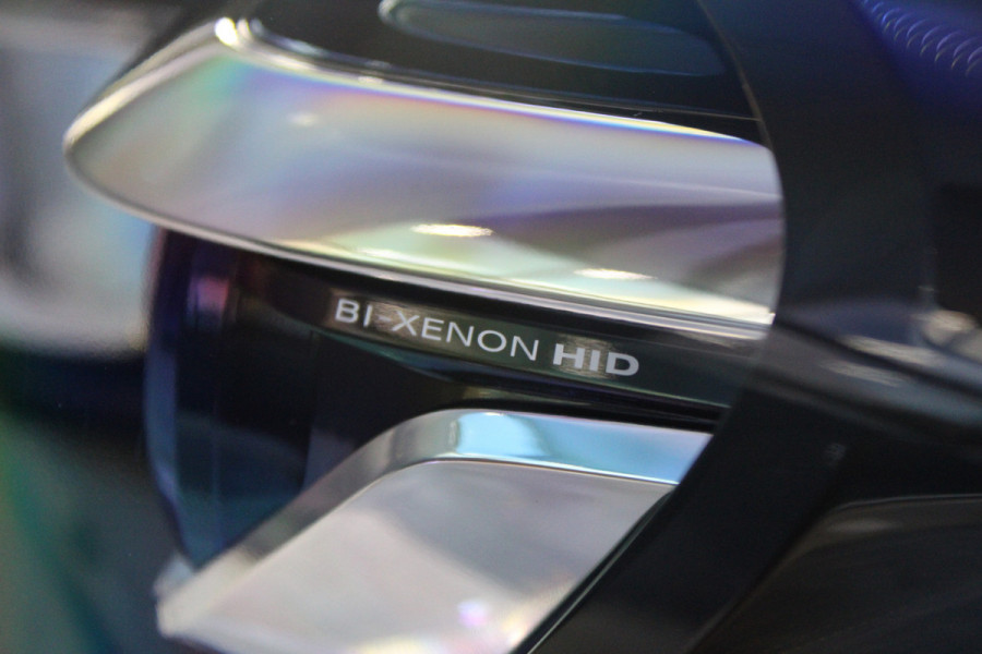 Ford Transit Custom 320 2.0 TDCI L2H1 Sport 185pk - ACC - Trekhaak - Navi - Camera - Stoelverwarming - Blind spot - Xenon - Rijklaar Ford Transit Custom 320 2.0 TDCI L2H1 Sport 185pk - ACC - Trekhaak - Navi - Camera - Stoelverwarming - Blind spot - Xenon - Rijklaar