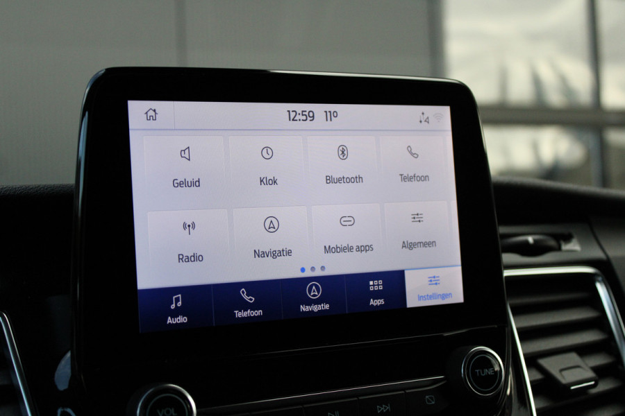 Ford Transit Custom 320 2.0 TDCI L2H1 Sport 185pk - ACC - Trekhaak - Navi - Camera - Stoelverwarming - Blind spot - Xenon - Rijklaar Ford Transit Custom 320 2.0 TDCI L2H1 Sport 185pk - ACC - Trekhaak - Navi - Camera - Stoelverwarming - Blind spot - Xenon - Rijklaar