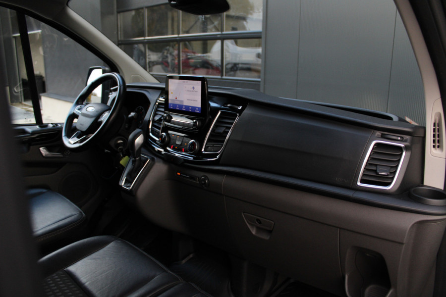 Ford Transit Custom 320 2.0 TDCI L2H1 Sport 185pk - ACC - Trekhaak - Navi - Camera - Stoelverwarming - Blind spot - Xenon - Rijklaar Ford Transit Custom 320 2.0 TDCI L2H1 Sport 185pk - ACC - Trekhaak - Navi - Camera - Stoelverwarming - Blind spot - Xenon - Rijklaar