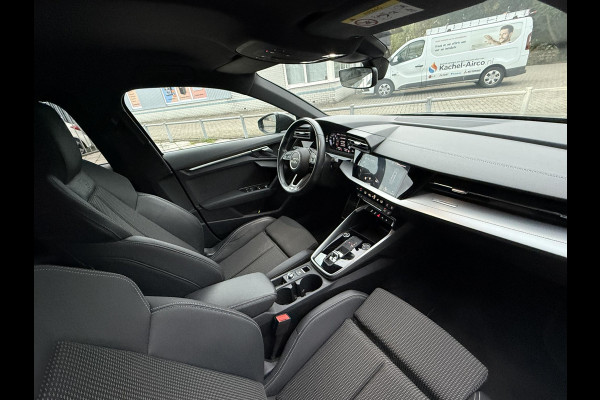 Audi A3 Limousine 30 TFSI Aut. S-Line S-Edition | Bang & Olufsen | Virtual | Stoel Verwarming |