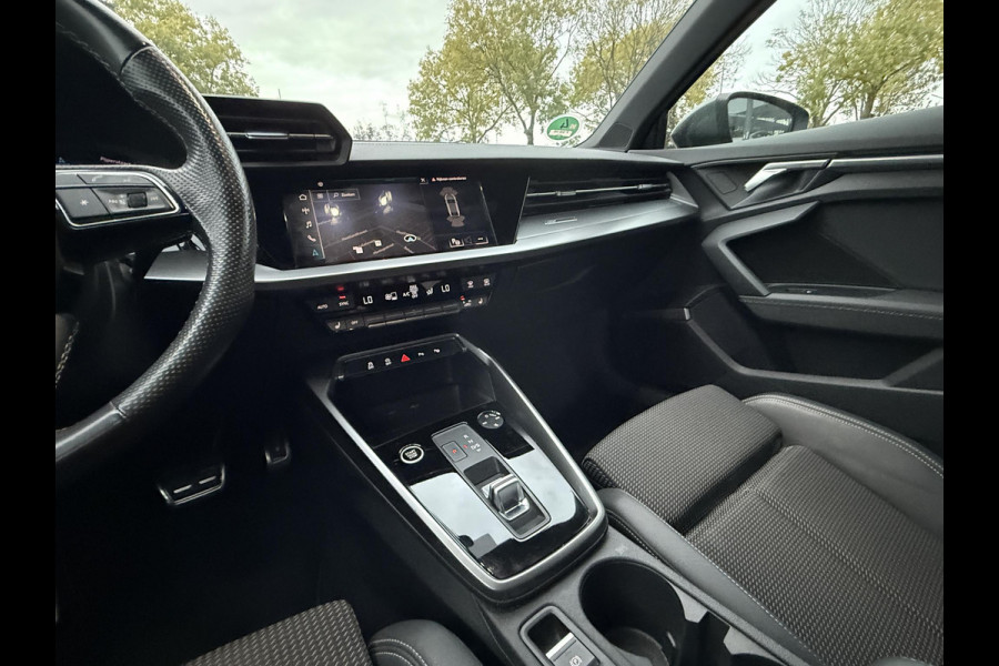 Audi A3 Limousine 30 TFSI Aut. S-Line S-Edition | Bang & Olufsen | Virtual | Stoel Verwarming |