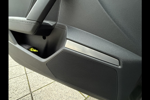 Audi A3 Limousine 30 TFSI Aut. S-Line S-Edition | Bang & Olufsen | Virtual | Stoel Verwarming |