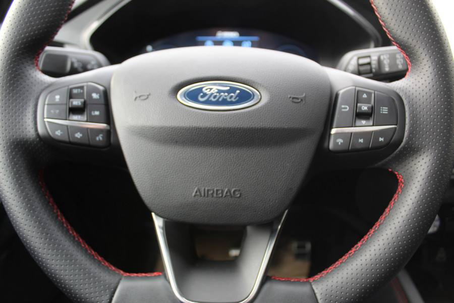 Ford Kuga 2.5-243pk PHEV ST-Line X. 2100kg trekgewicht ! Nieuw Model ! Van €. 54.937,- voor €. 43.735,- ! Trekgewicht van 2.100kg ! Elektr. verstelb. AGR stoelen voor, Stoel-, stuur-, voorraam- en achterbank verwarming, Elektr. panorama/schuif-kanteldak , Trekhaak wegklapbaar,