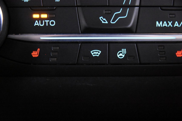 Ford Fiesta 1.0 EcoBoost Active *1ste Eigenaar*Stoelverwarming*DAB*LED* Ford Fiesta 1.0 EcoBoost Active *1ste Eigenaar*Stoelverwarming*DAB*LED*